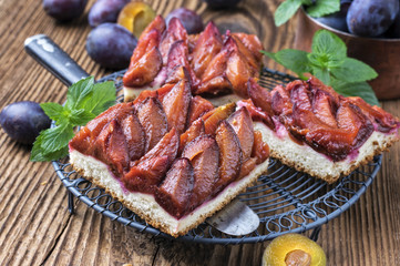 Zwetschgenkuchen