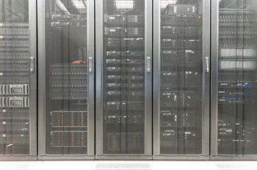 Telecommunication server in data center