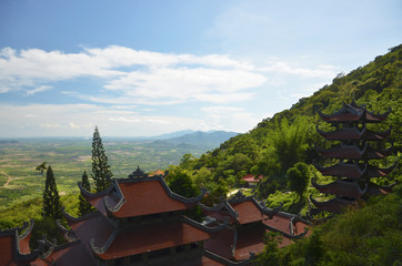 Fototapeta na wymiar Buddhist temple in Vietnam