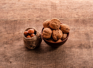 Walnut kernels