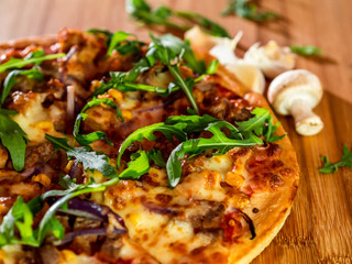 Pizza, Mushroom and Garlic