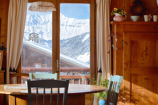 interieur d'un chalet de Savoie