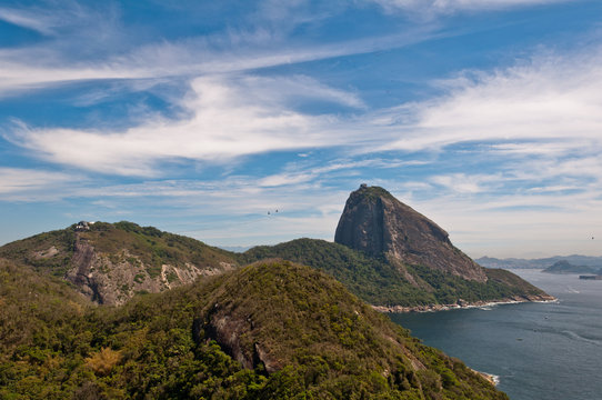 Scenic view of Rio de Janeiro with Sugarloaf Mountain