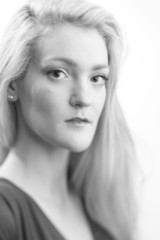 Fototapeta premium a sexy young model with perfect skin and glamour makeup.