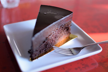 Dark chocolate cake 