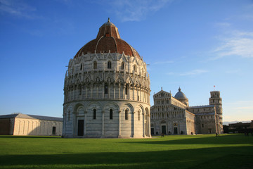 Toscana,Pisa,Battistero e Duomo.