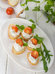 canapes with cheese and venetables