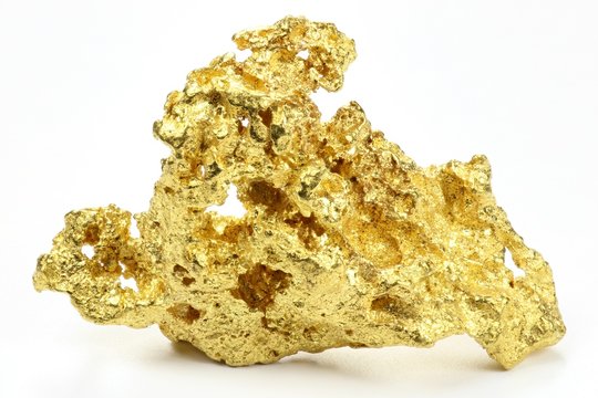 Goldnugget aus Queensland/ Australien isoliert auf weißem Hintergrund