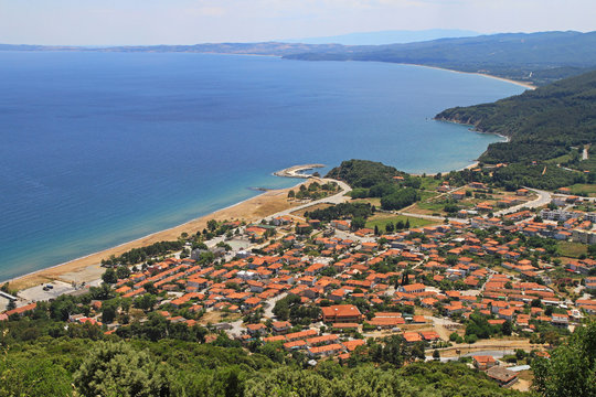 Stratoni
