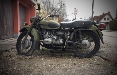 Fototapeta premium Altes Militärmotorrad