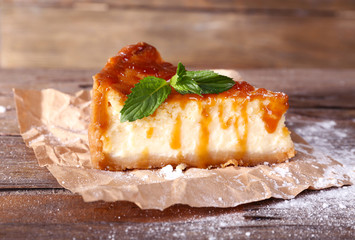 Cheese cake with sugar powder