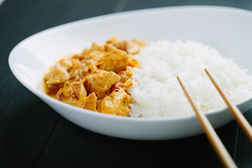 Spicy chicken curry with rice
