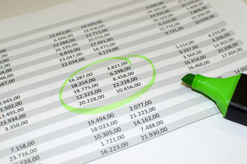 excel sheet green marker