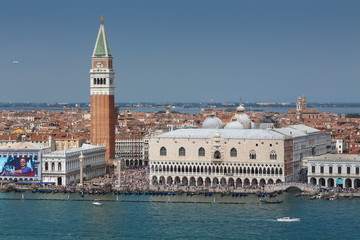 Fototapeta na wymiar View of the Piazza San Marco in Venice