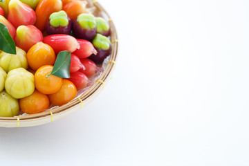 Khanom Look Choup, dessert traditionnel Thaïlandais.