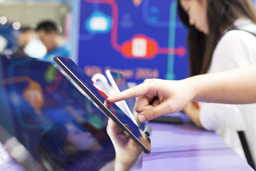 touch tablet screen and operate