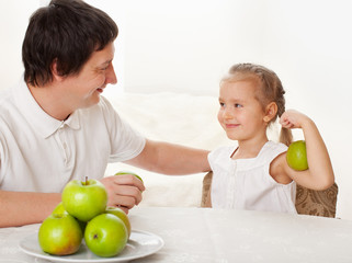 Fototapeta premium Family with apples