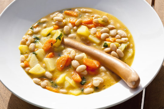 Bohnensuppe, Gem&uuml;seeintopf, Bockwurst, Wiener W&uuml;rstchen