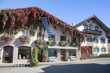 House facade painting of Oberammergau - 76474243