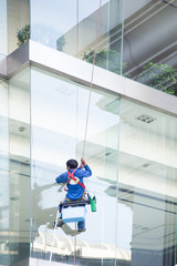 worker cleaning windows service