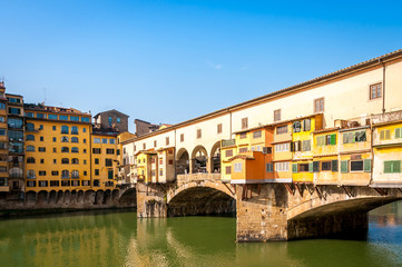Fototapeta na wymiar Ponte Vecchio à Florence, Italie