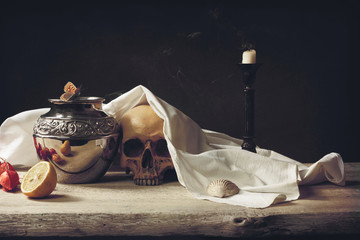 Vanitas Life, death and resurrection © Ezio Gutzemberg