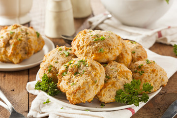 Homemade Cheddar Cheese Biscuits