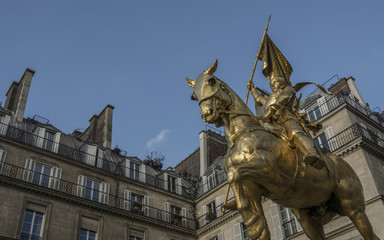 Obraz premium Jeanne D'ark monument in Paris (Joan of Arc)