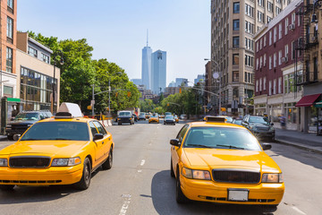 Naklejka premium New York West Village in Manhattan yellow cab
