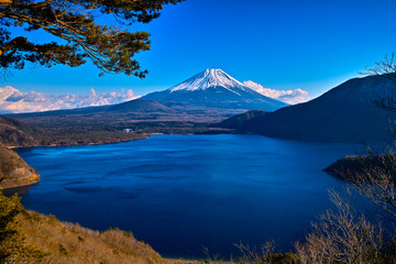 Naklejka na ściany i meble 千円札の富士山と本栖湖の風景