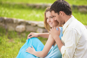 Obraz premium Sensuality of Young Caucasian Couple Outside