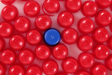caps