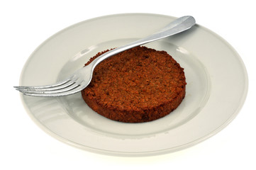 Steak de soja dans une assiette