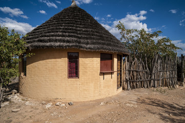 Afrikanische Rundhütte