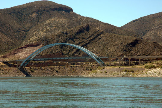 Roosevelt Lake Bridge, Arizona