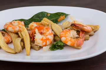 Shrimp and corn salad