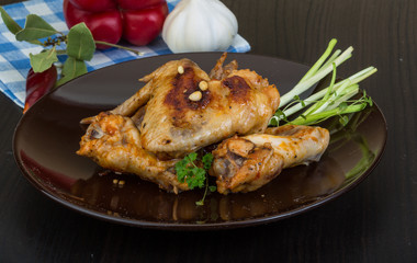 Roasted chicken wings