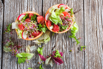 Salad with grapefruit.