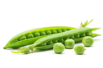 fresh green peas isolated 