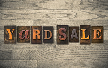 Naklejka premium Yard Sale Wooden Letterpress Concept