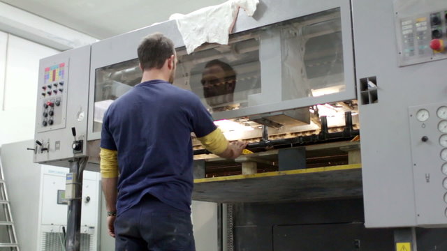industrial printing of posters,newspapers,leafleats,magazines