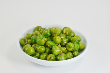 fried garden pea on the cup