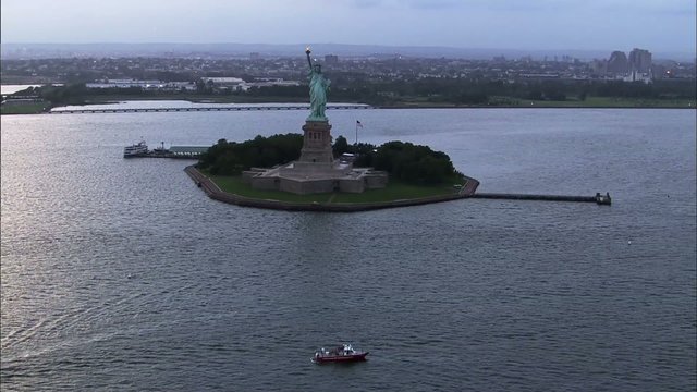 New York Statue Liberty FDNY