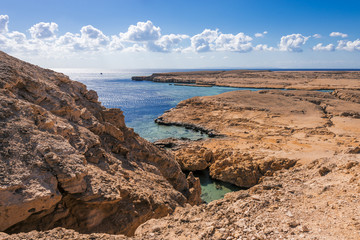 Fototapeta na wymiar Coast line in national park Ras Mohammed in Sinai, Egypt.