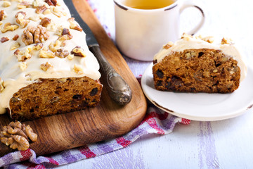 Date and nut cake