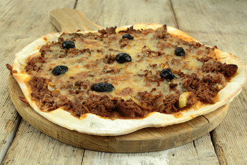 pizza bolognaise