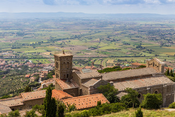 Fototapeta premium medieval town Cortona in Tuscany, Italy