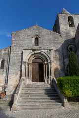 Fototapeta na wymiar Baux de Provence Kirche 2