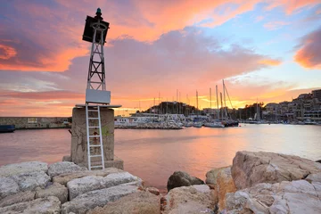Fototapeten Pier in Mikrolimano marina in Athens, Greece. © milangonda