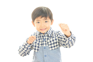 ガッツポーズの男の子